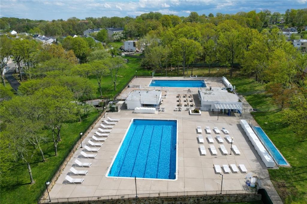 25 Poets Circle, Staten  Island, New York, 10312 image 27