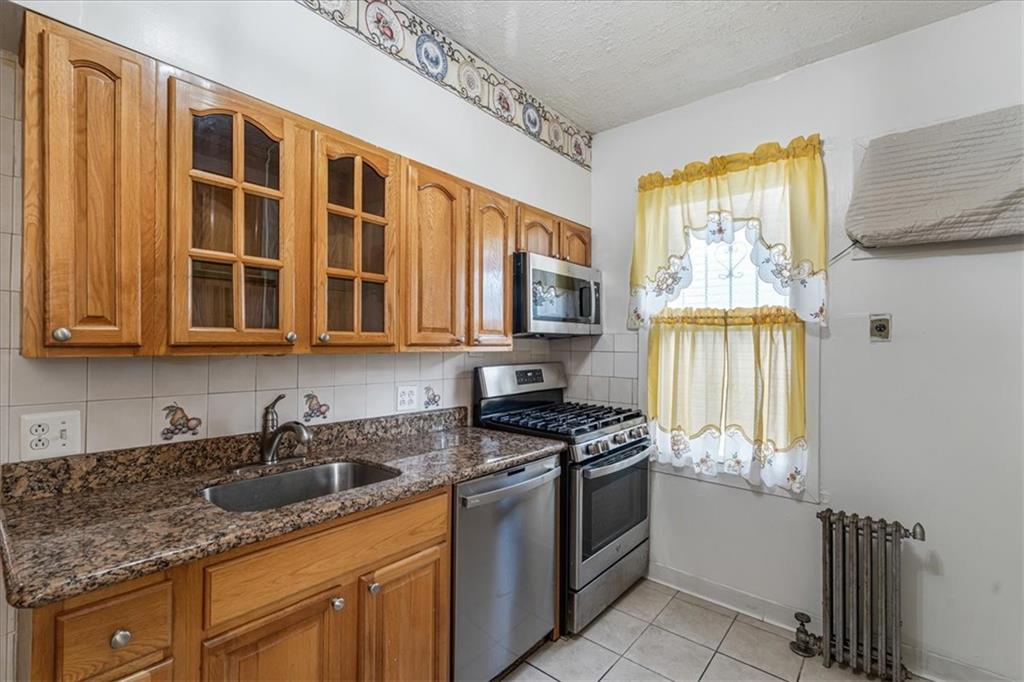 540 East 52nd Street, Brooklyn, New York, 11203 image 9