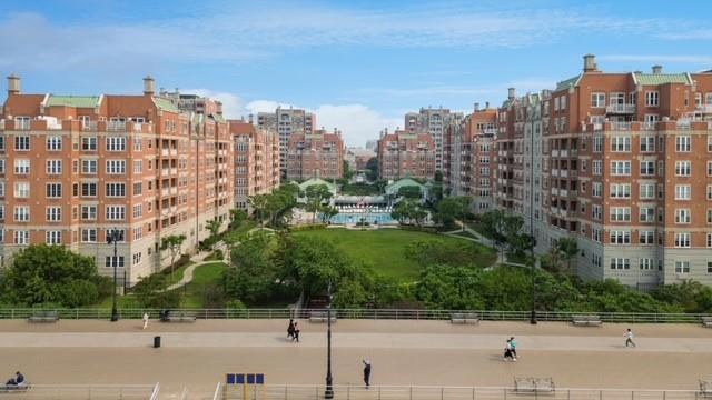 155 Oceana Drive 2C Image 1