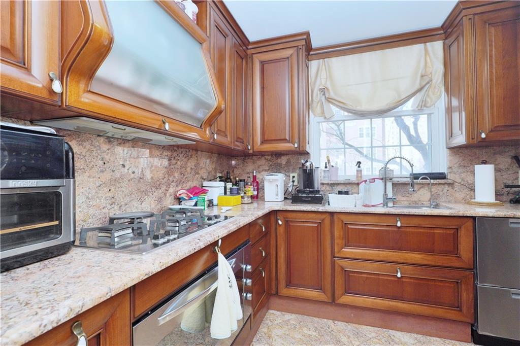 155 Oceana Drive 2C, Brooklyn, New York, 11235 image 8