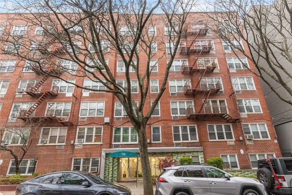 720 East 32nd Street G5, Brooklyn, New York, 11210 image 14