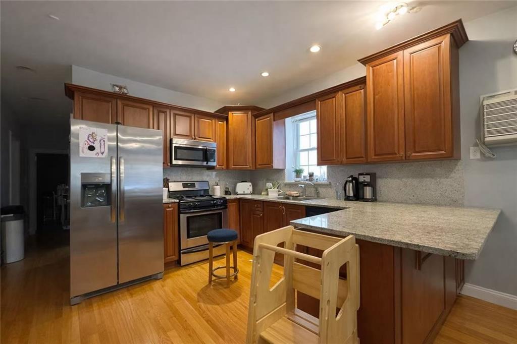 1548 East 59th Street 1 Image 4