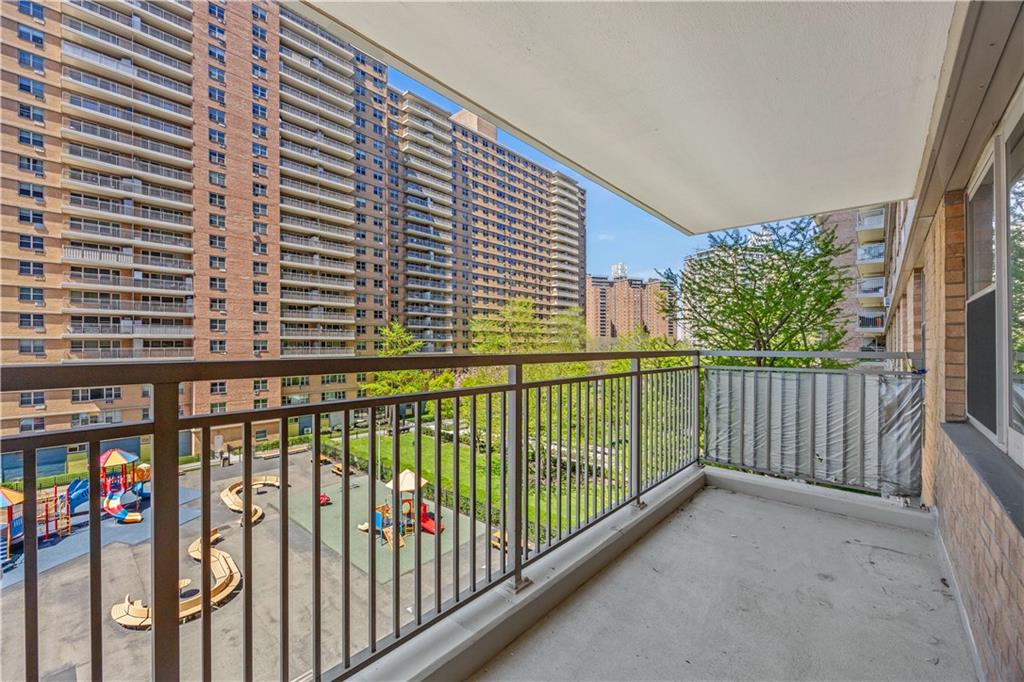 444 Neptune Avenue 5E, Brooklyn, New York, 11224 image 15