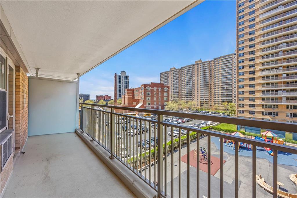 444 Neptune Avenue 5E, Brooklyn, New York, 11224 image 16