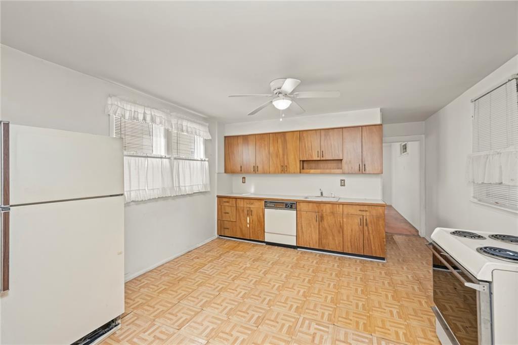 981 East 42nd Street, Brooklyn, New York, 11210 image 12