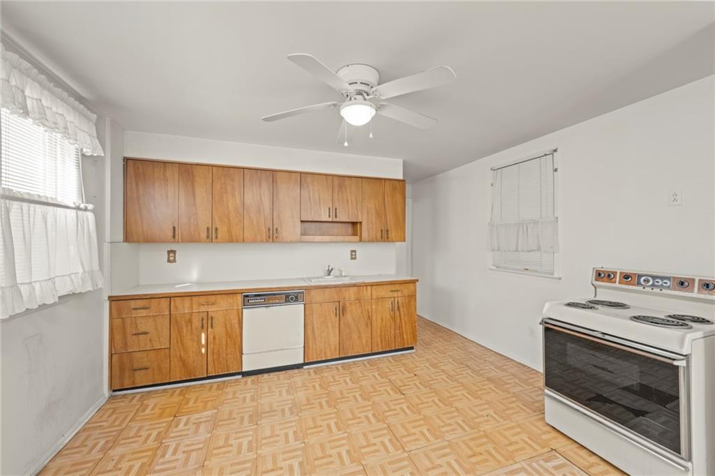 981 East 42nd Street, Brooklyn, New York, 11210 image 13