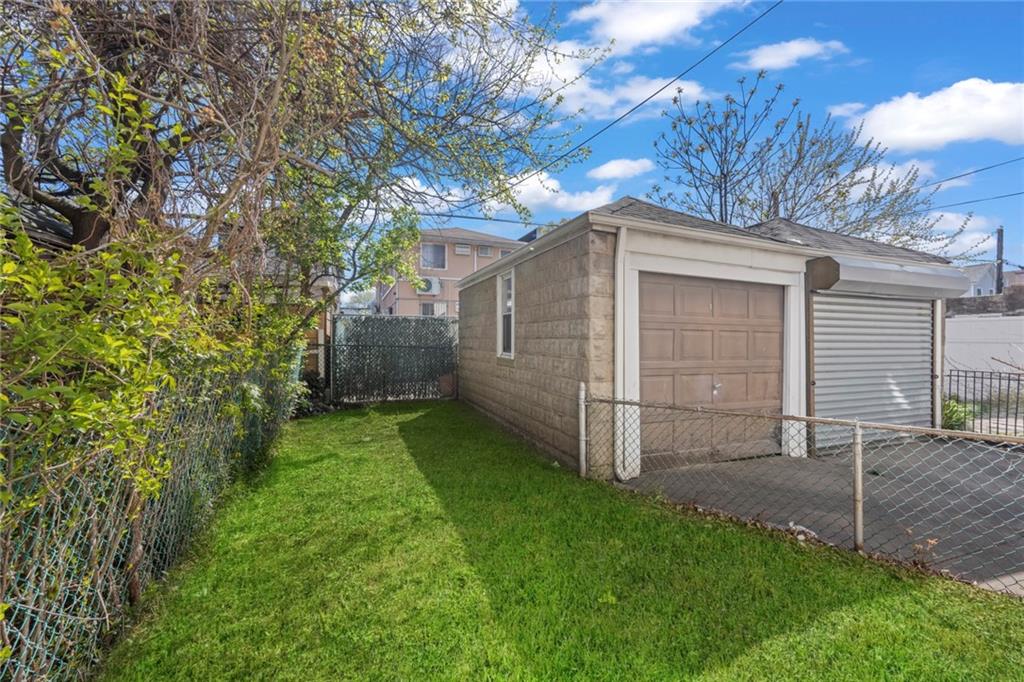 981 East 42nd Street, Brooklyn, New York, 11210 image 26