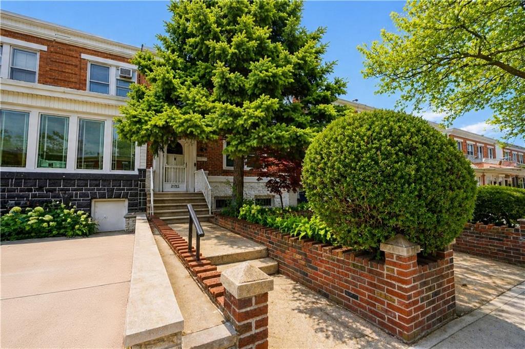 2135 66th Street Image 3