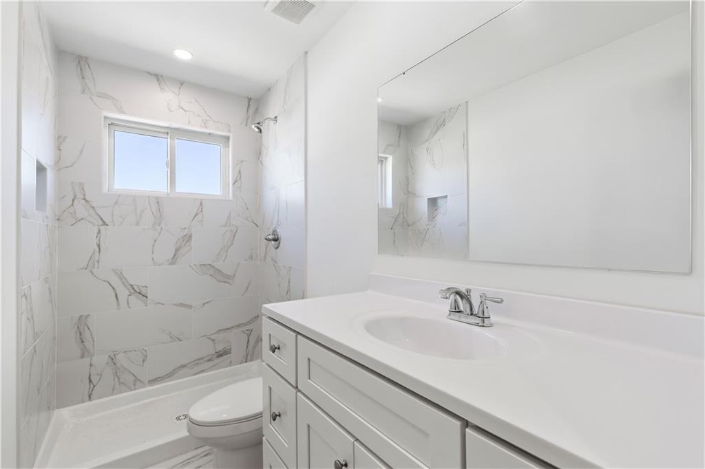 1014 Annadale Road, Staten  Island, New York, 10312 image 32