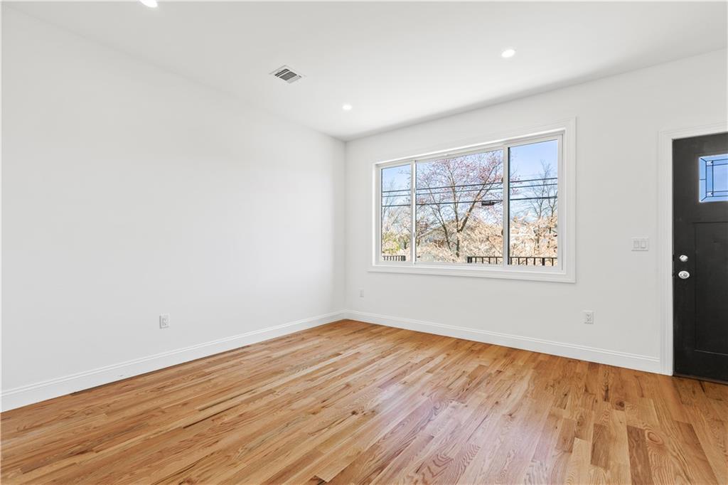 1014 Annadale Road, Staten  Island, New York, 10312 image 6