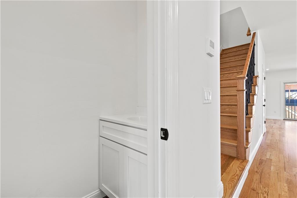 1014 Annadale Road, Staten  Island, New York, 10312 image 8