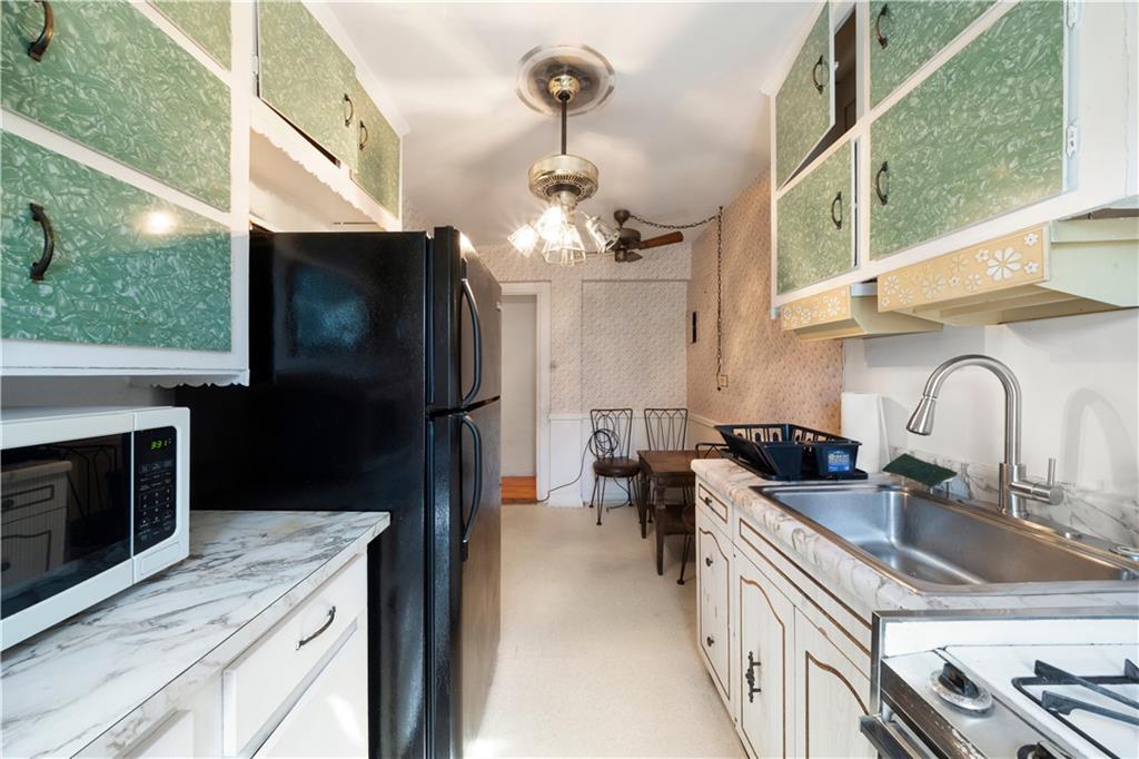 221 McDonald Avenue 4N, Brooklyn, New York, 11218 image 11