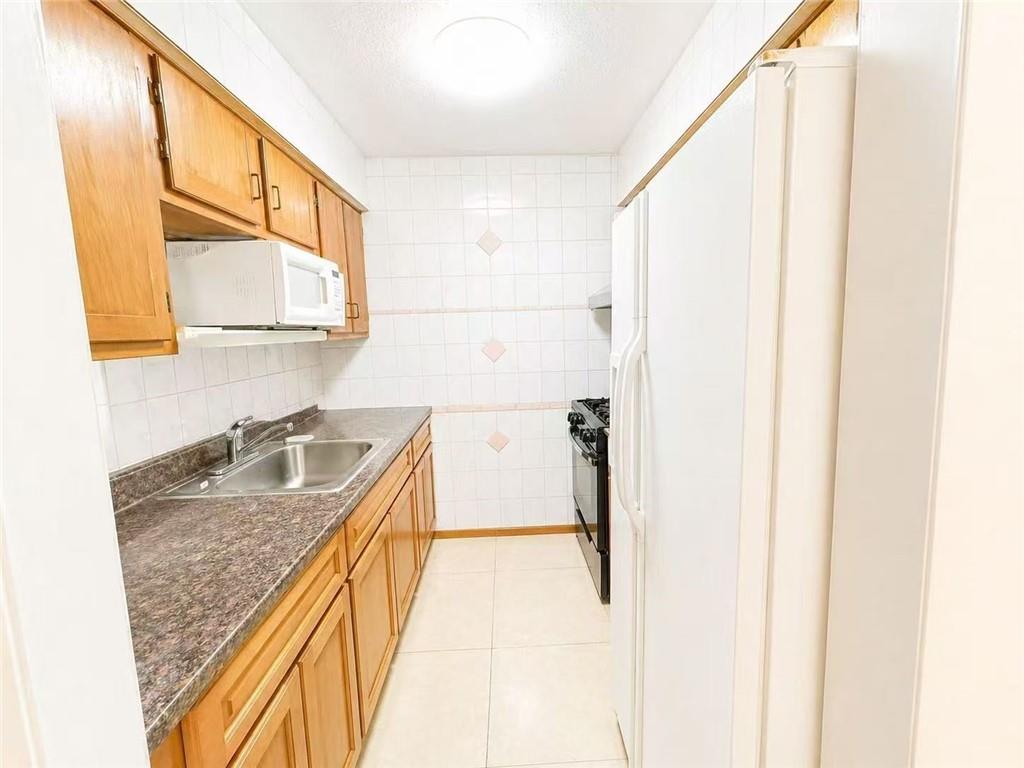 832 Willoughby Avenue, Brooklyn, New York, 11206 image 10