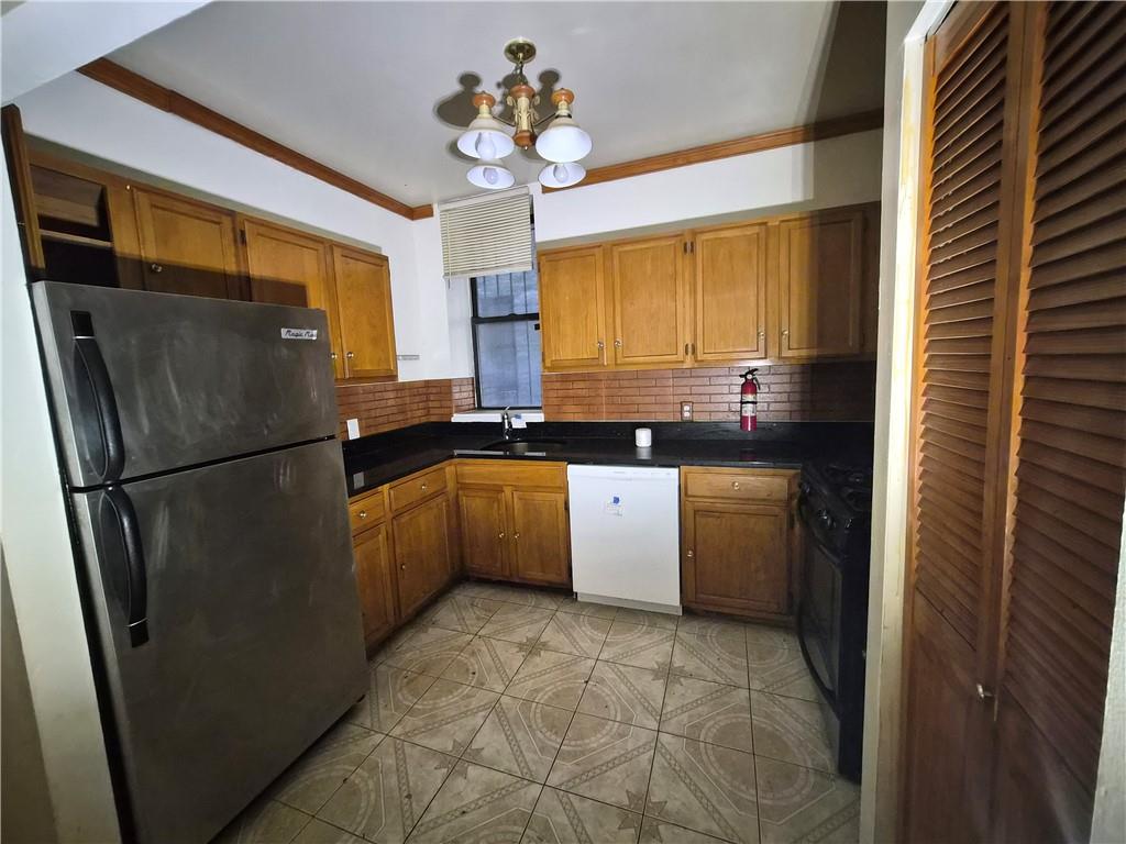 1500 Bedford Avenue 1E Image 4