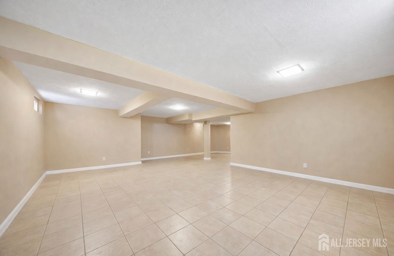 292 Summerhill Road, East Brunswick, NJ, 08816 image 30