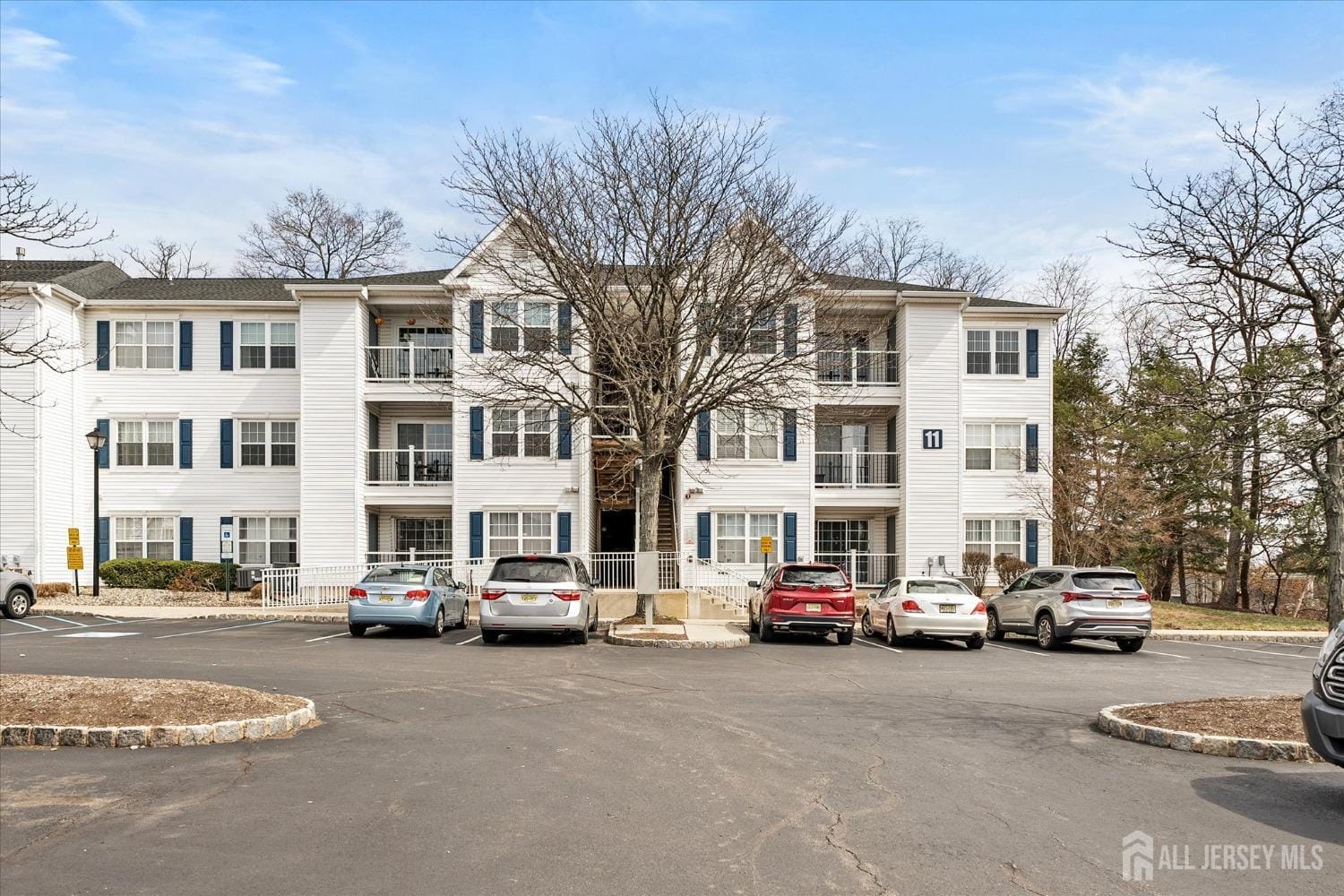 1125 Waterford Drive Image 3