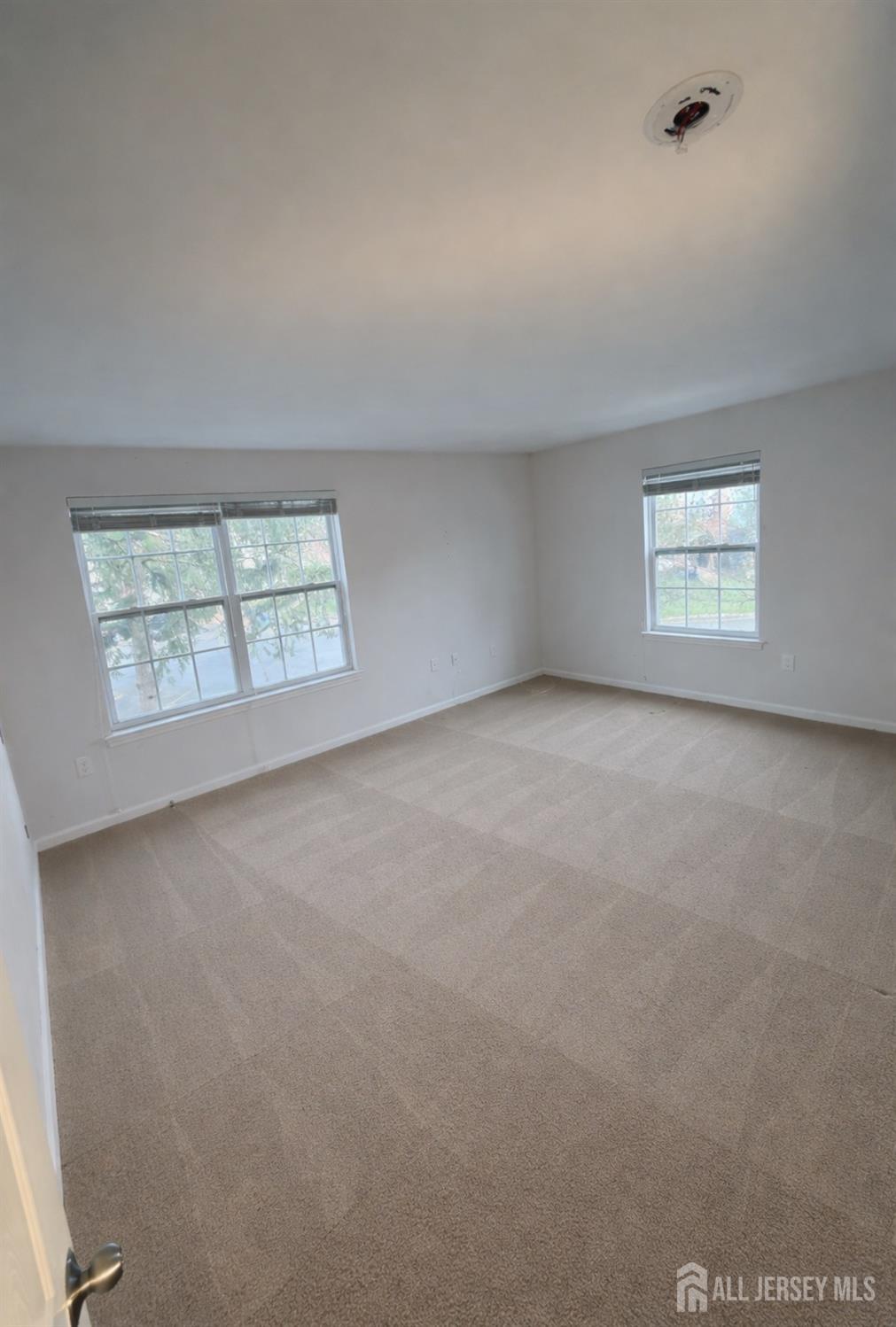 89 Albury Lane, North Brunswick, NJ, 08902 image 16