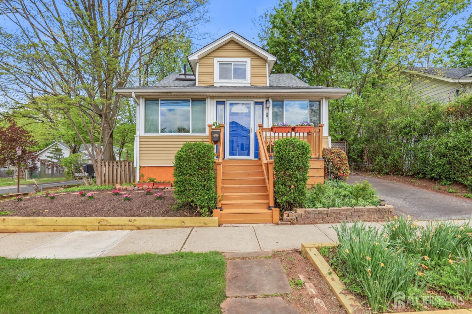 801 Eden Avenue, Highland Park, NJ, 08904