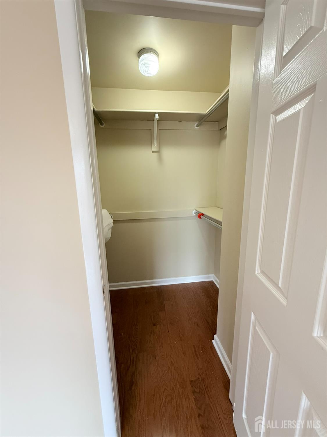 54 Holly Court, Edison, NJ, 08820 image 35