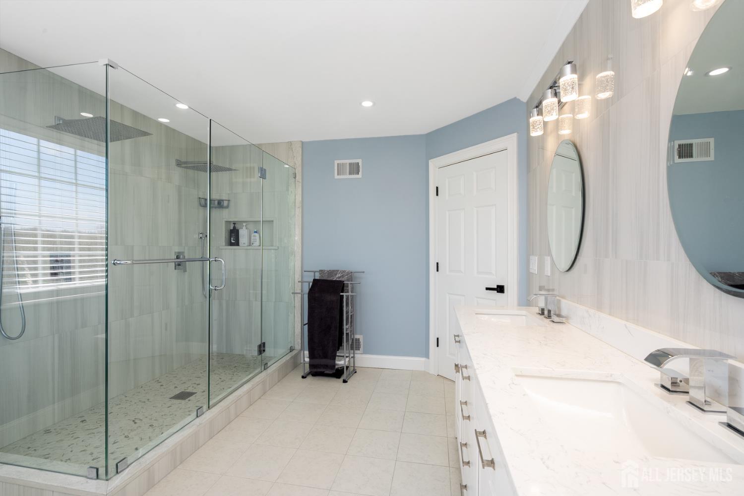 6 Lawrence Court, Monroe, NJ, 08831 image 41