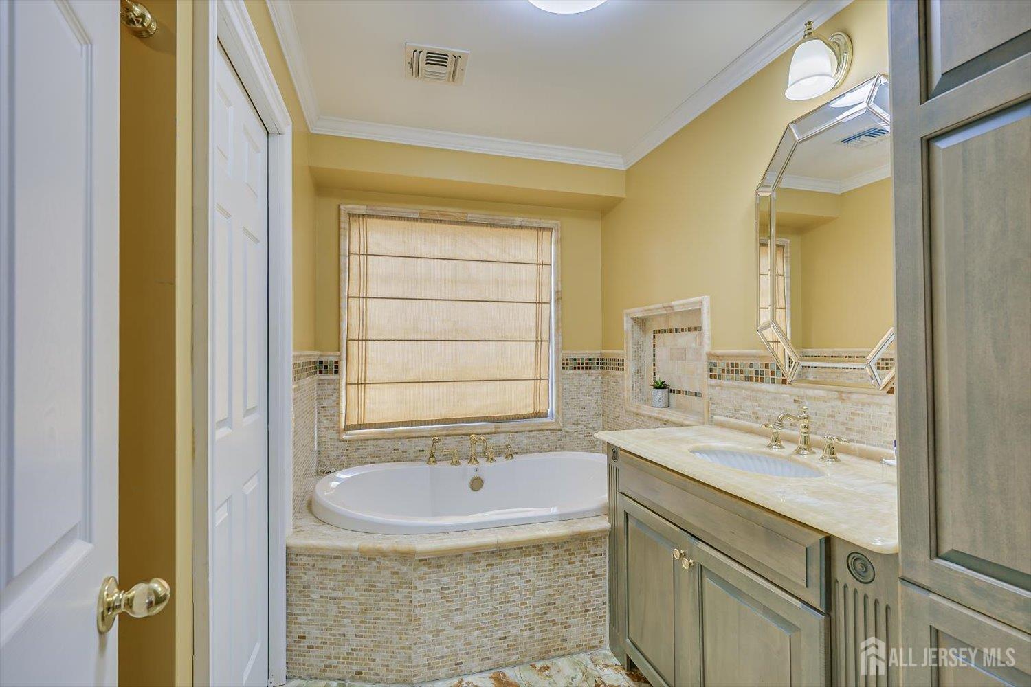 9 Colburn Road, East Brunswick, NJ, 08816 image 33