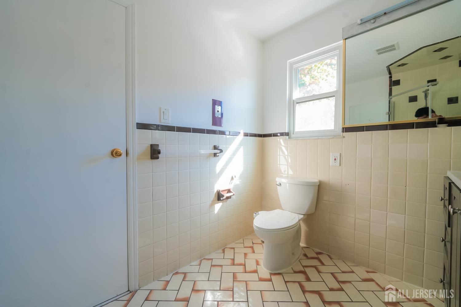 1308 Merrywood Drive, Edison, NJ, 08817 image 93