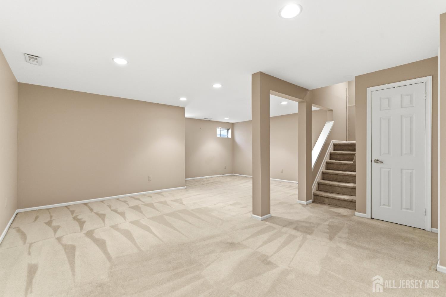 15 Dorchester Drive, East Brunswick, NJ, 08816 image 33