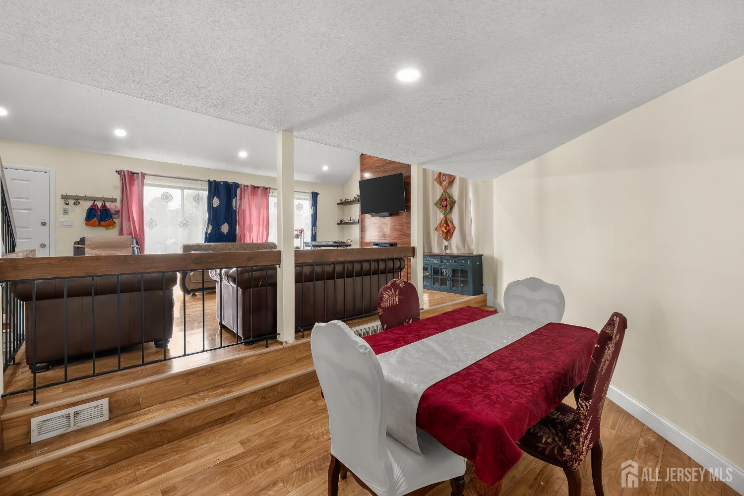 197 Westgate Drive, Edison, NJ, 08820 image 23