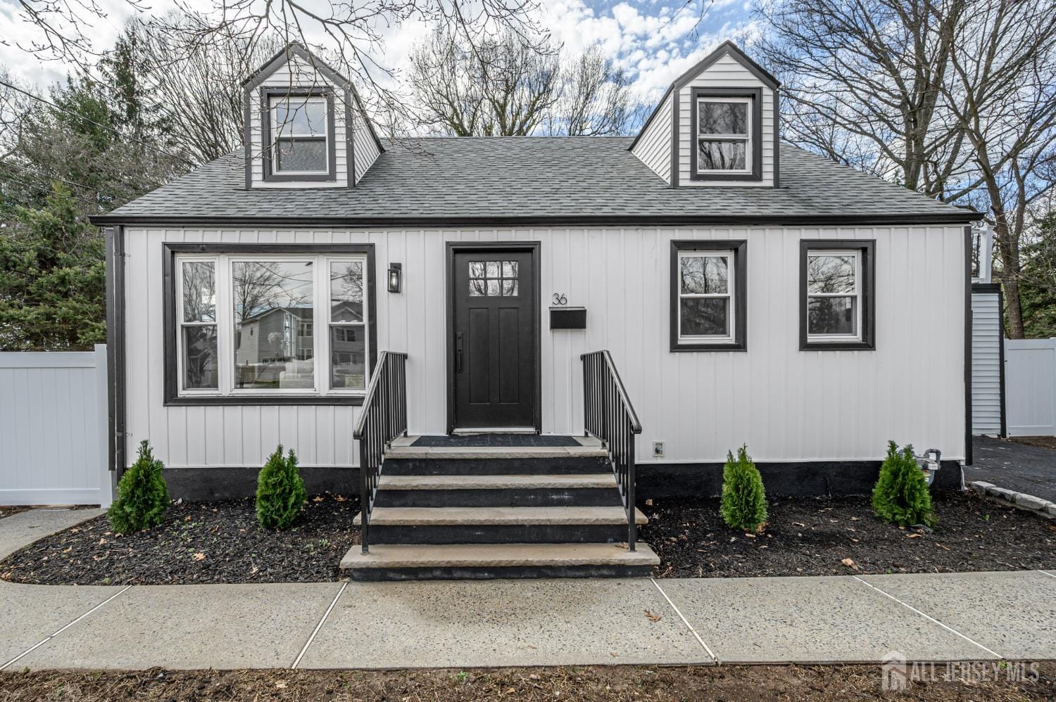 36 Delekas Avenue Image 1