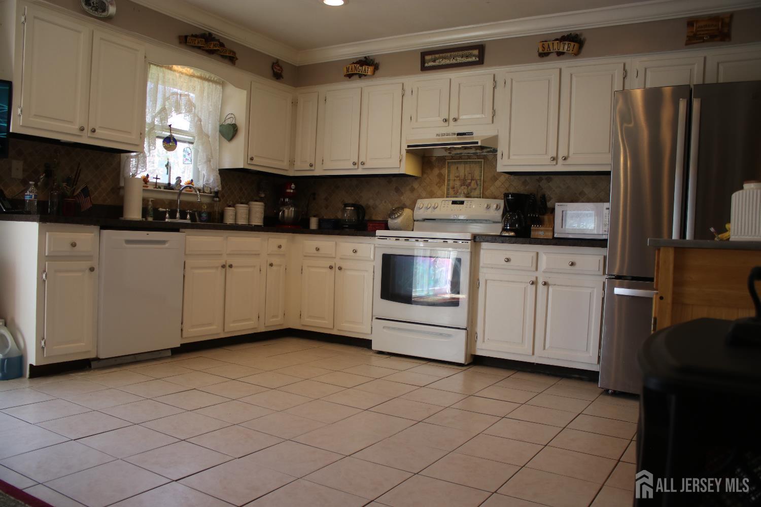 398 Pleasant Valley Road, Old Bridge, NJ, 08857 image 20