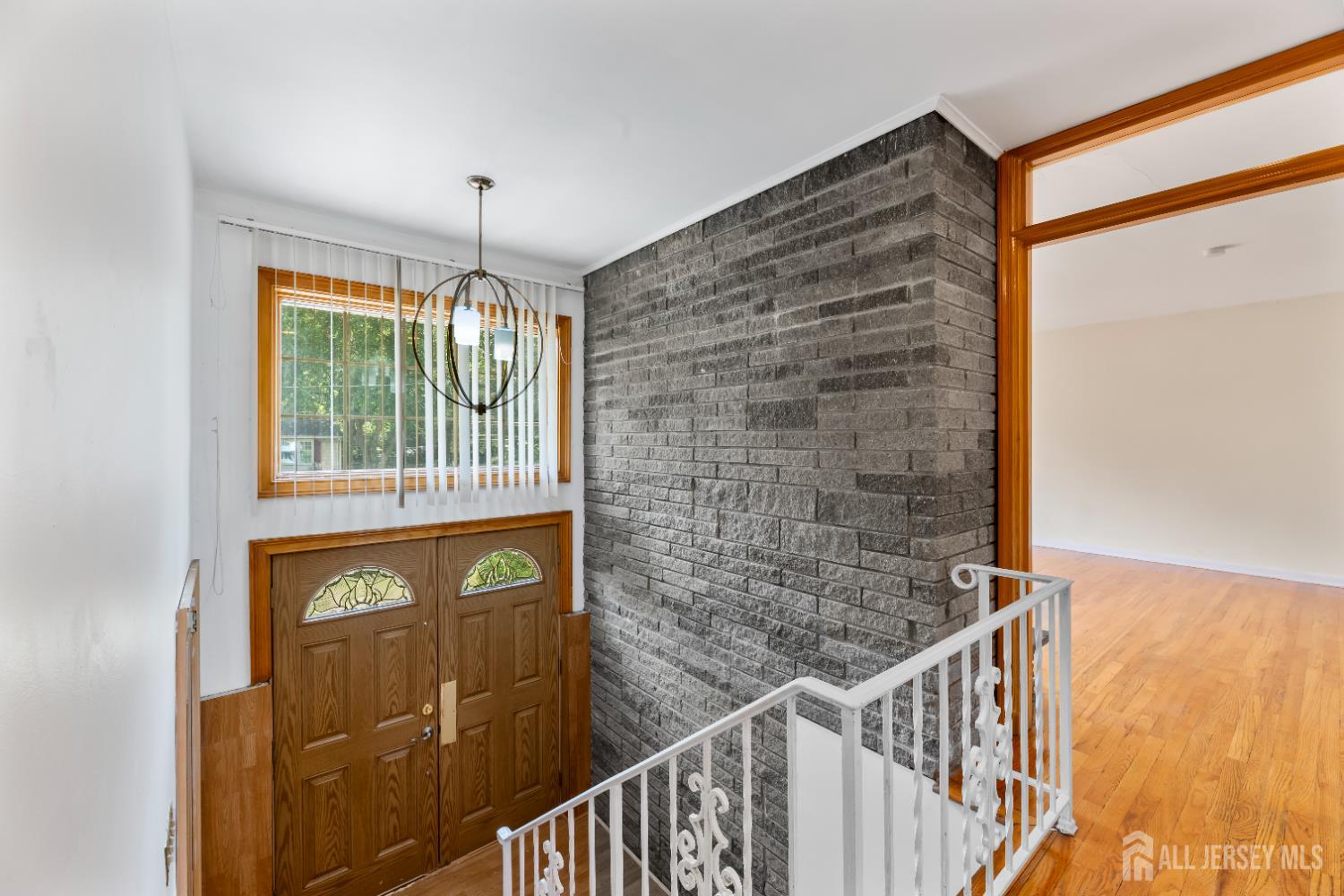 9 Denise Avenue Image 5