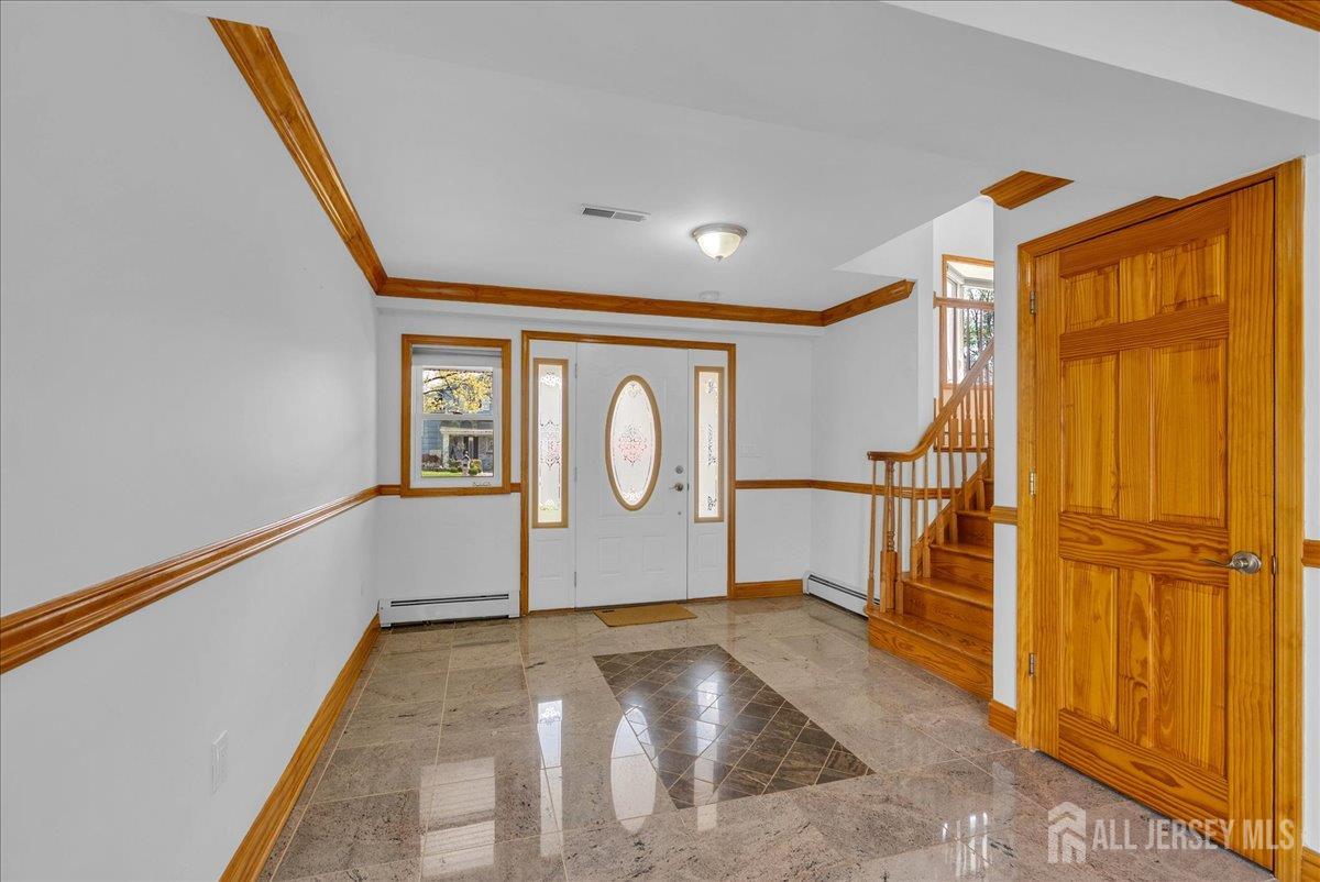 95 E Calvert Avenue Image 5