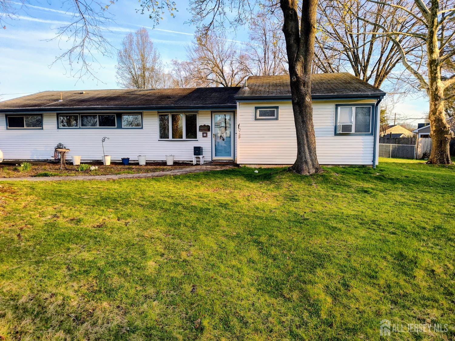 1 Cambridge Road, South Brunswick, NJ, 08824