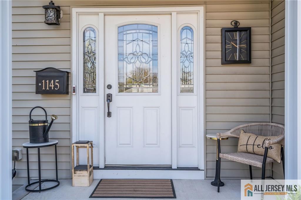 1145 Meister Street Image 4