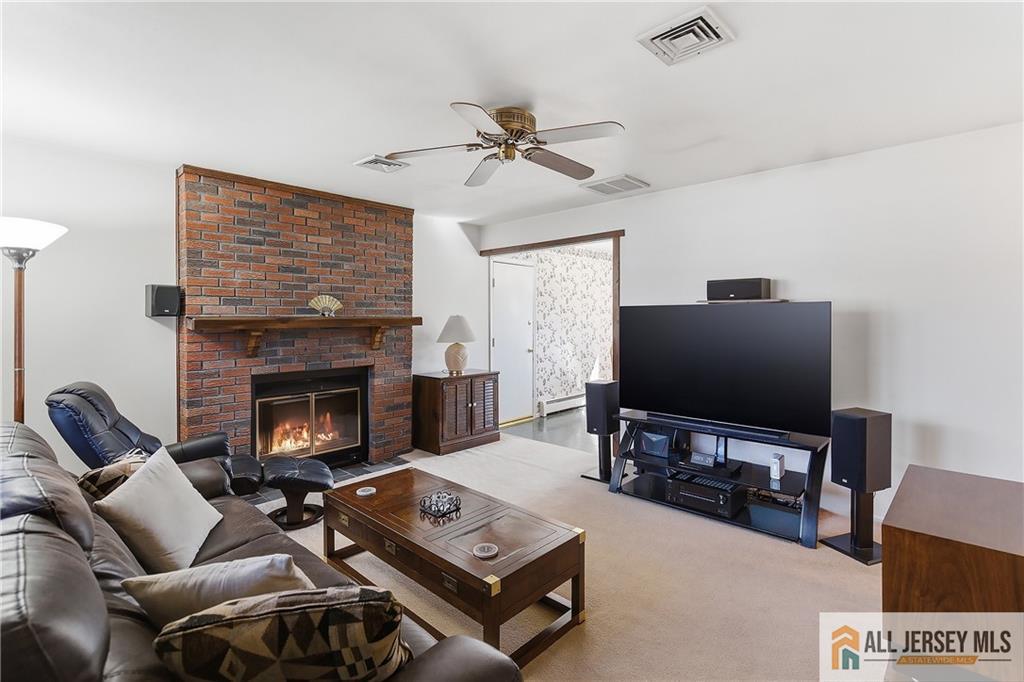 7 Brook Hollow Road Image 5