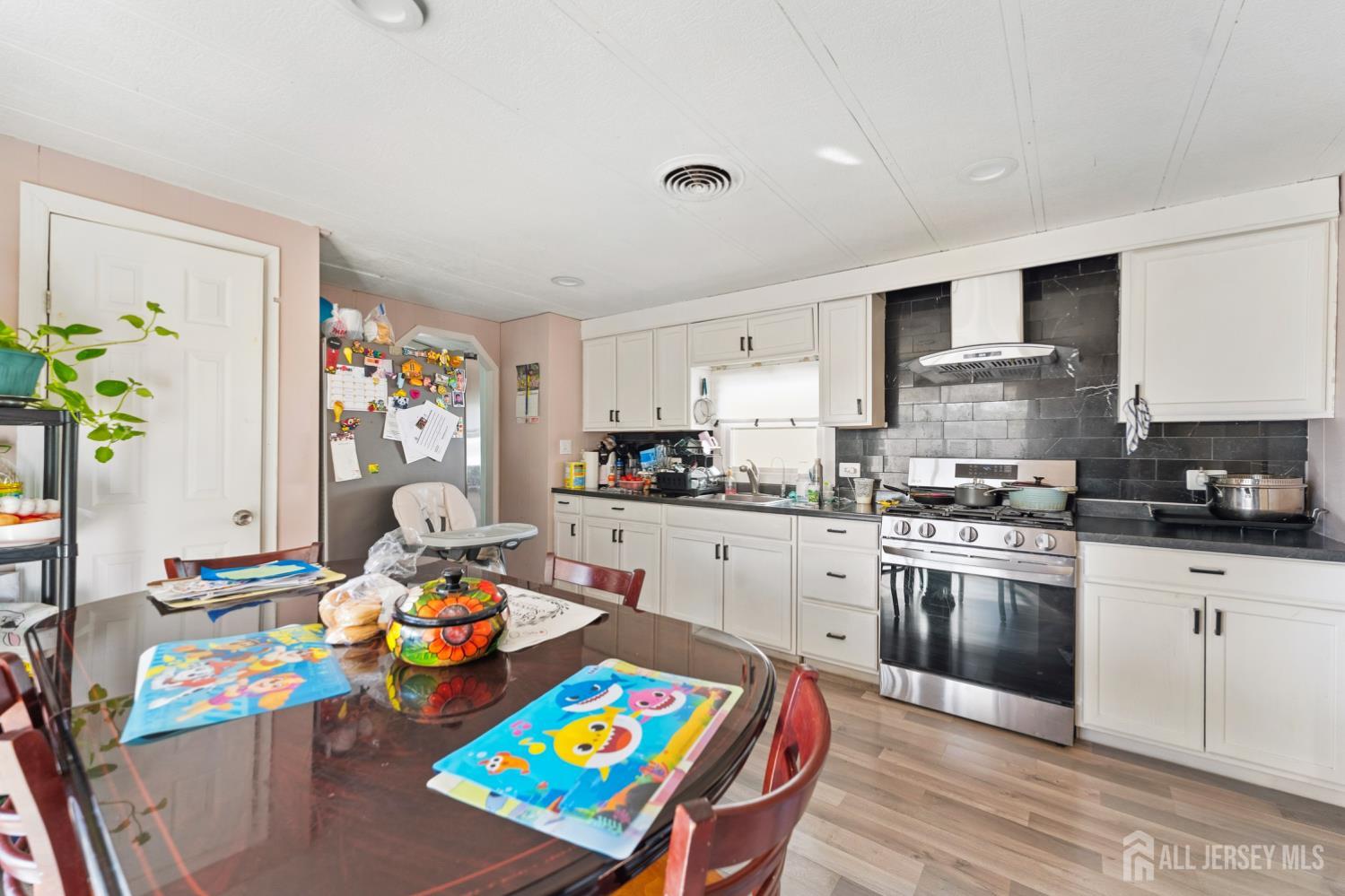 24 Whitman Road, North Brunswick, NJ, 08902 image 10