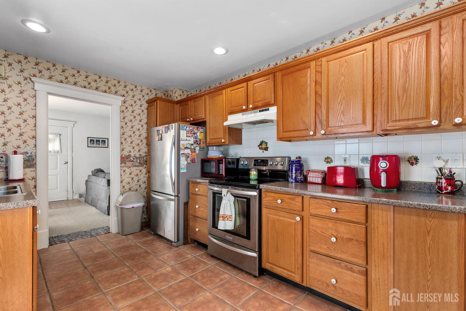 28 WILDWOOD Avenue, Fords, NJ, 08863 image 20