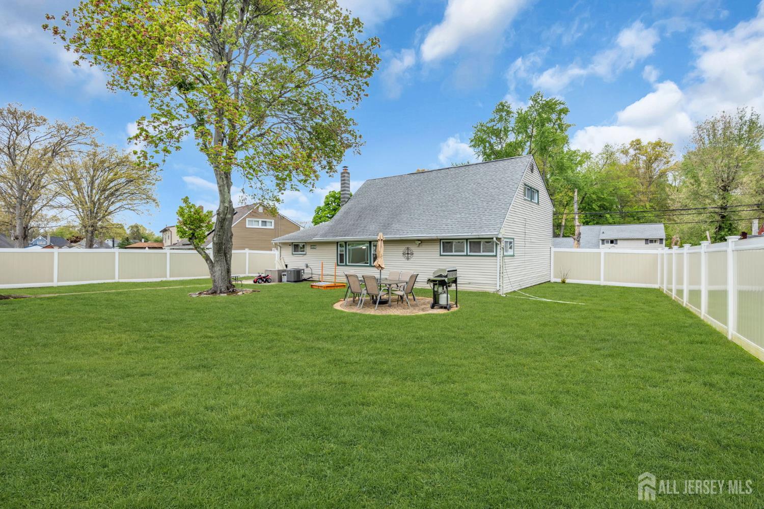 47 Southwood Drive, Old Bridge, NJ, 08857 image 27