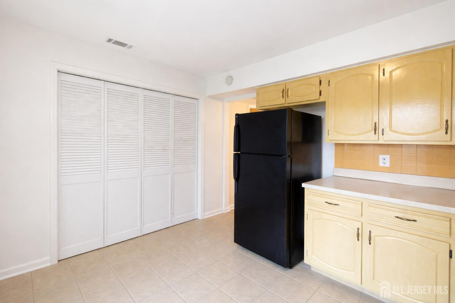 203 Mandon Court 2, South Brunswick, NJ, 08540 image 8