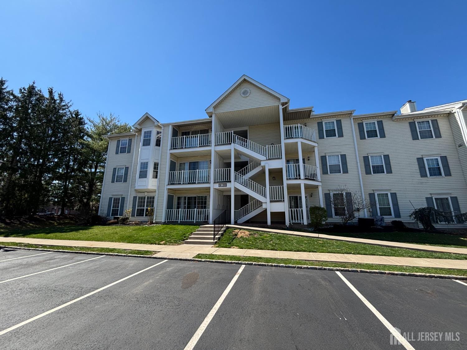 17 Pembrook Avenue Image 2