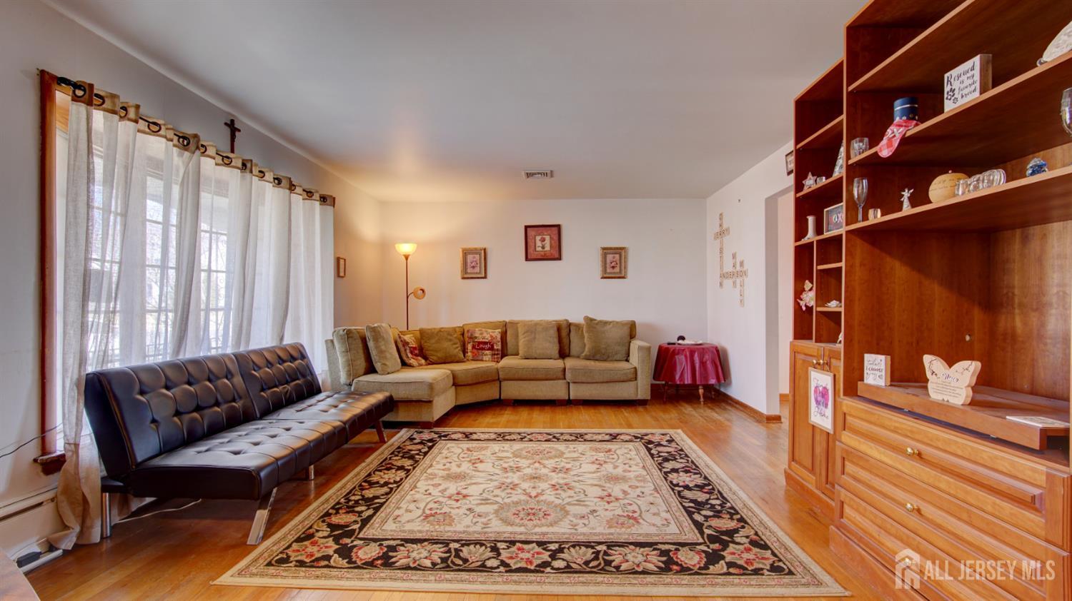 279 4th Street Image 4