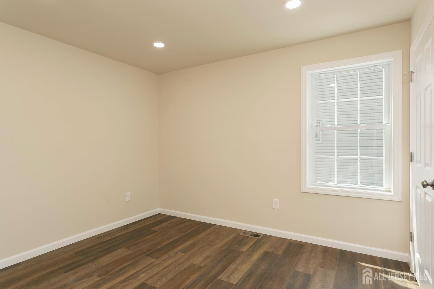 15 Bradley Drive, Edison, NJ, 08817 image 16