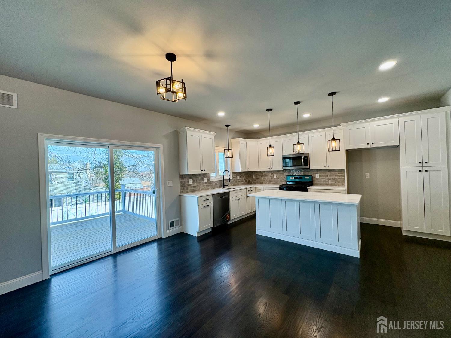 528 Catherine Street, South Amboy, NJ, 08879 image 6