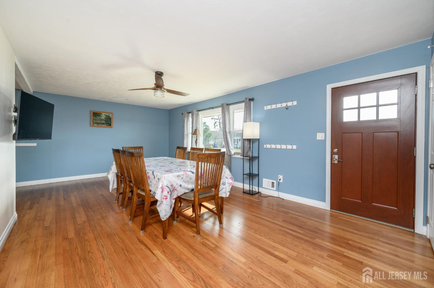 359 Evergreen Drive Image 4