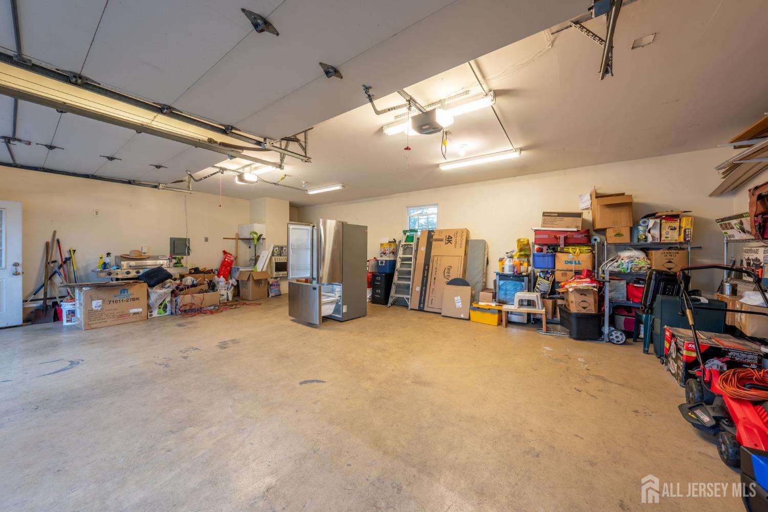 41 Clover Avenue, Colonia, NJ, 07067 image 16