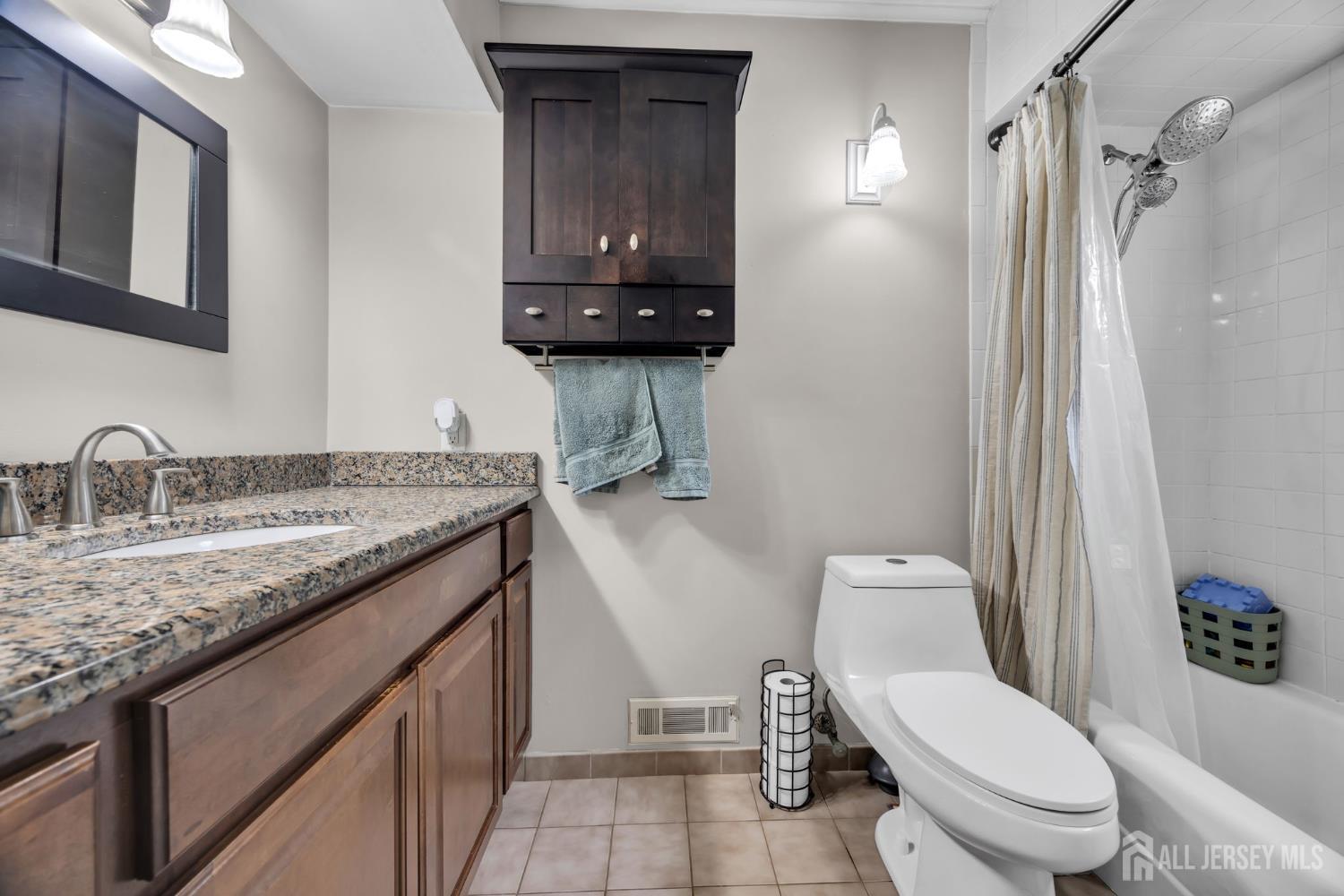 47 Southwood Drive, Old Bridge, NJ, 08857 image 15
