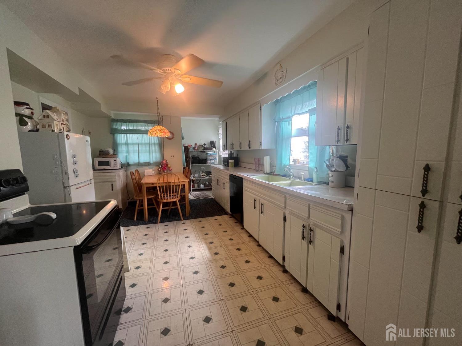 377 Highland Street Image 4