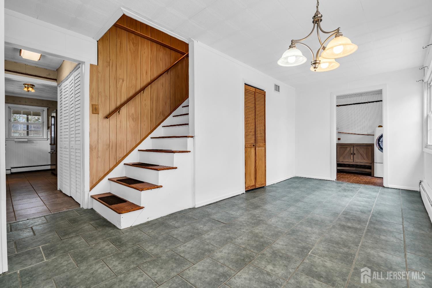 52 Walnut Street, Edison, NJ, 08817 image 45