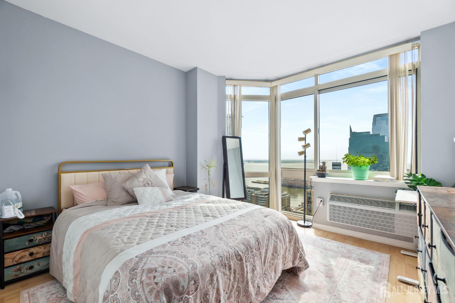 20 2nd Street 2601, Jersey City, NJ, 07302 image 16