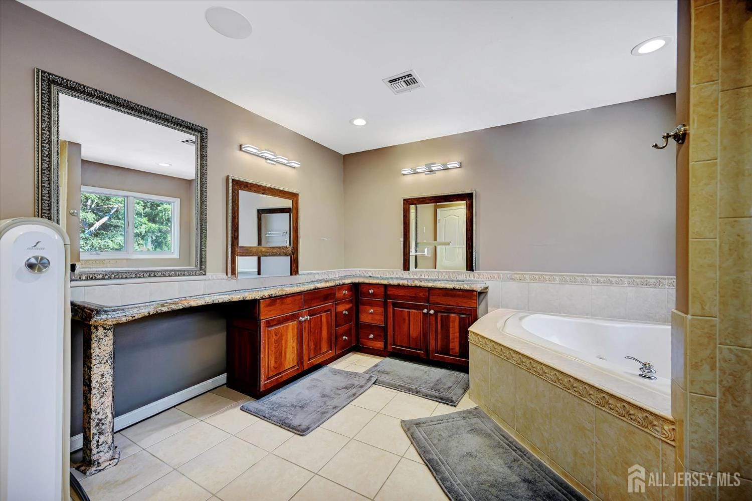 3 Greenwich Court, South Brunswick, NJ, 08902 image 14